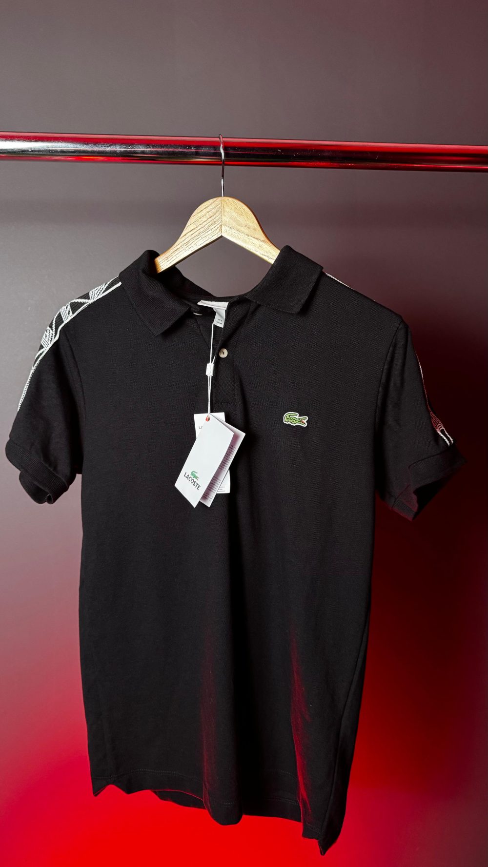 POLO PREMIUM LACOSTE PRETA