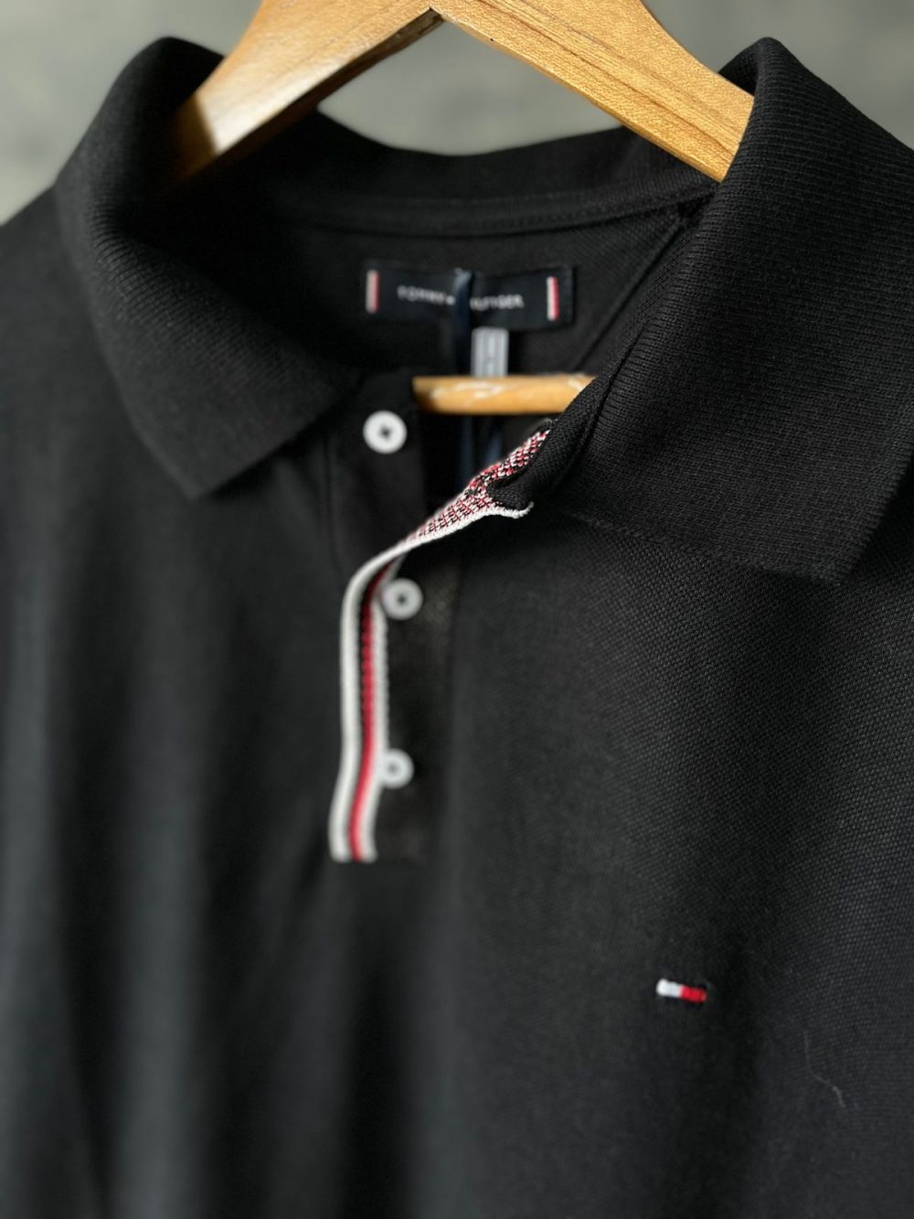 GRIFE POLO TOMMY HILFGER PRETA - Image 2