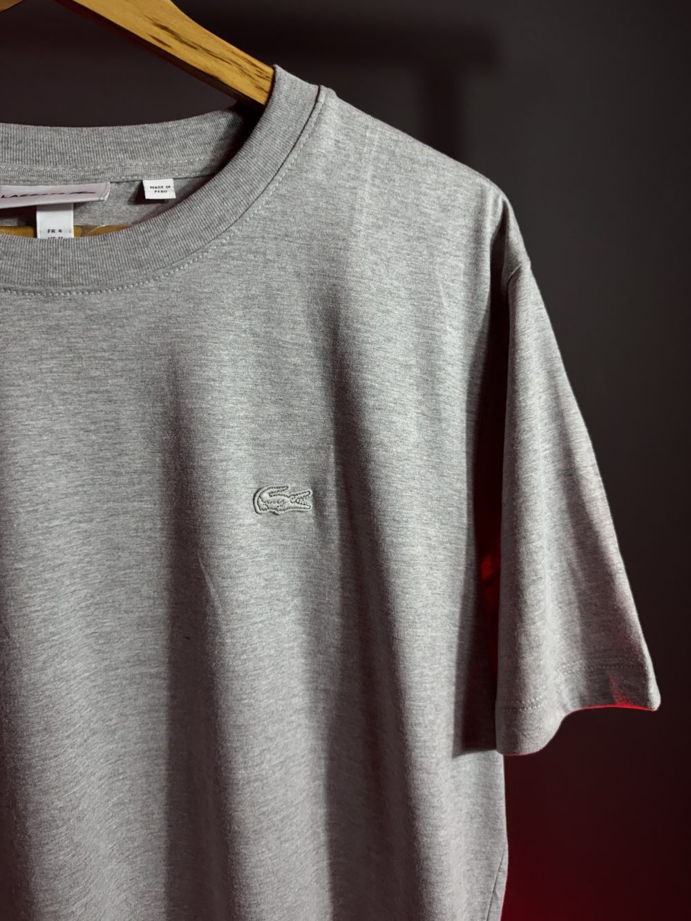 GRIFE ITALIANA LACOSTE CINZA MONOCROMATICA