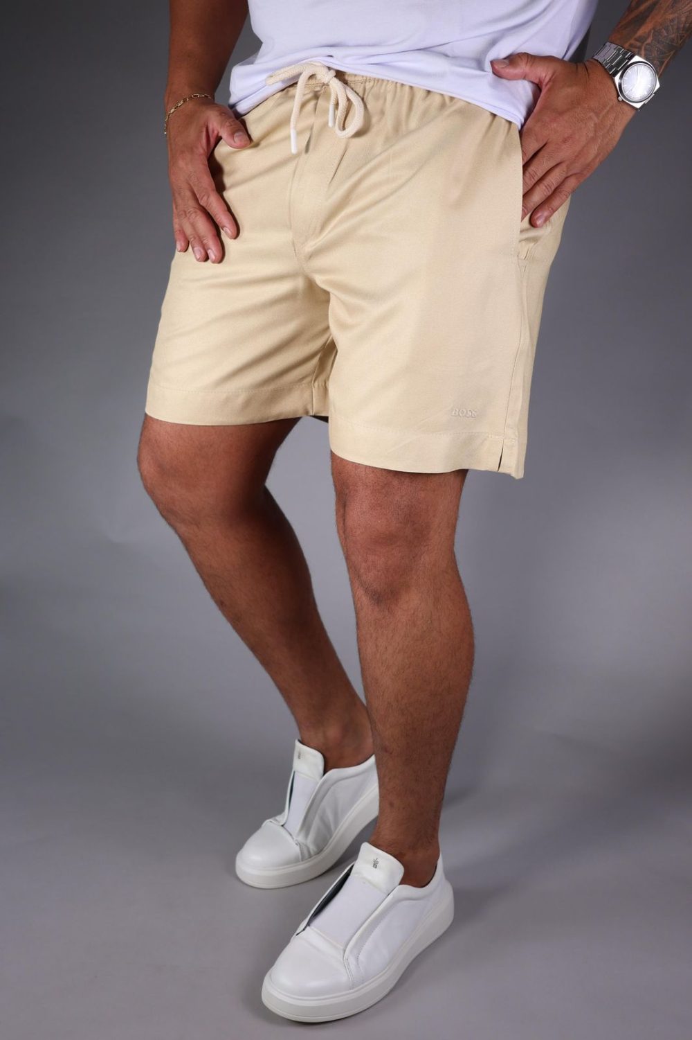 SHORTS HUGO BOSS BEGE