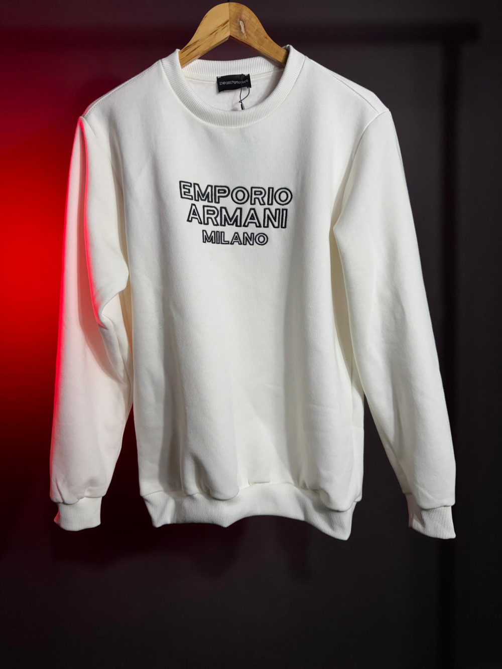 MOLETOM EMPORIO ARMANI GOLA CARECA BRANCO - Image 2
