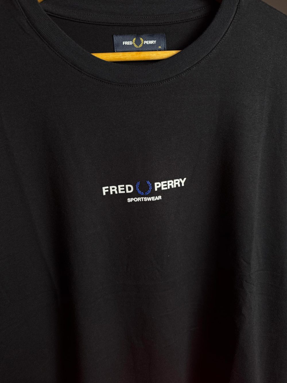 GRIFE ITALIANA FRED PERRY PRETA