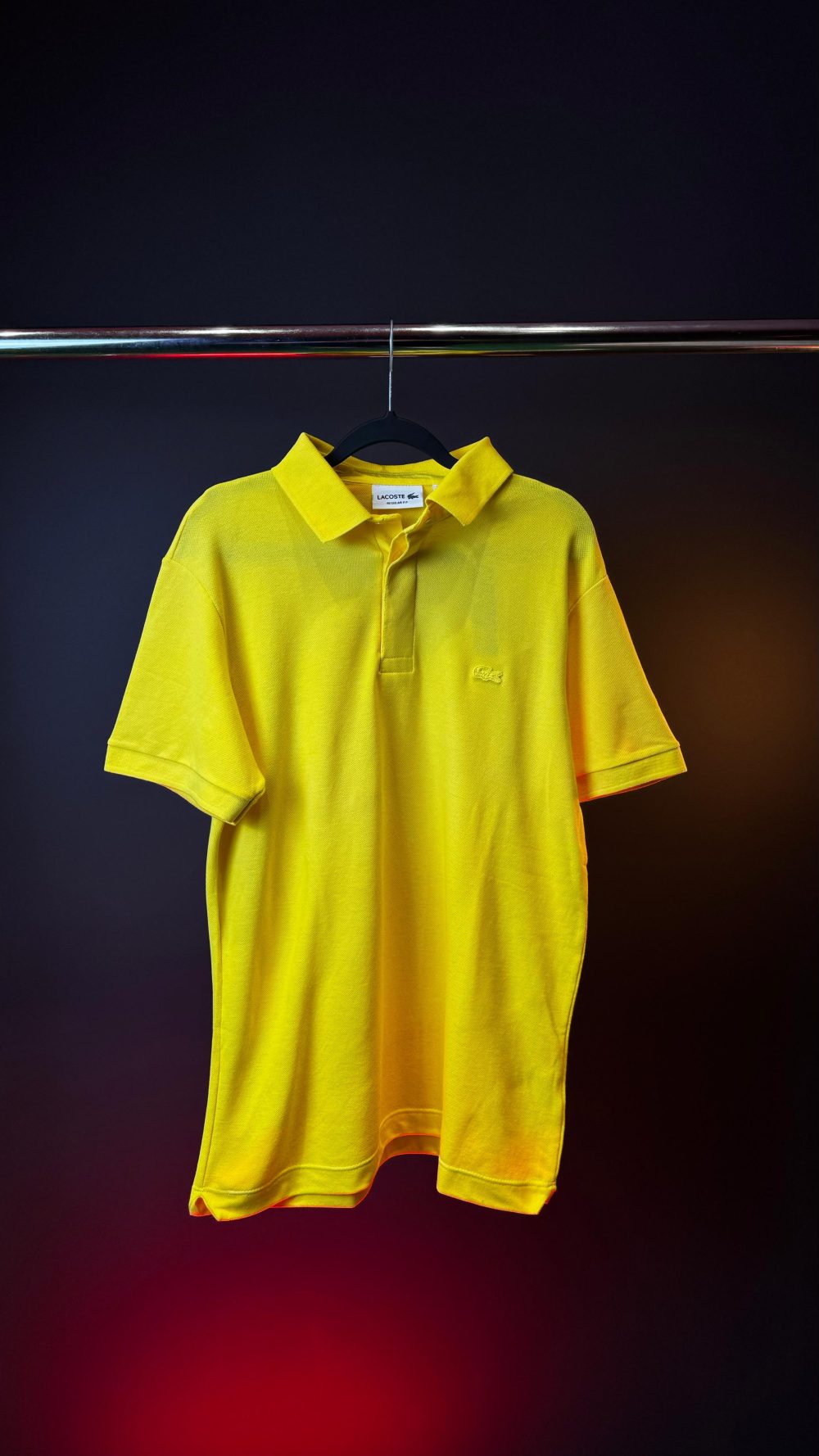 POLO PREMIUM LACOSTE AMARELA