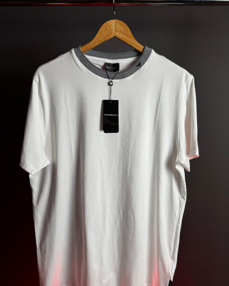 GRIFE ITALIANA ARMANI EXCHANGE BASICA BRANCA