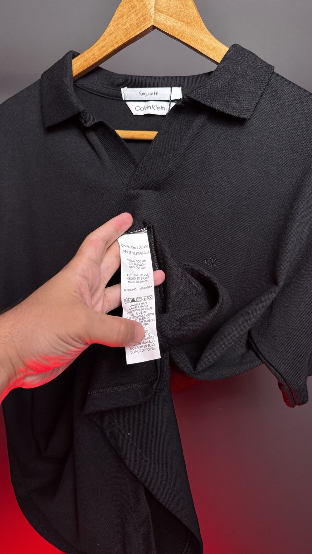 POLO PIQUET CALVIN KLEIN PRETO - Imagem 2