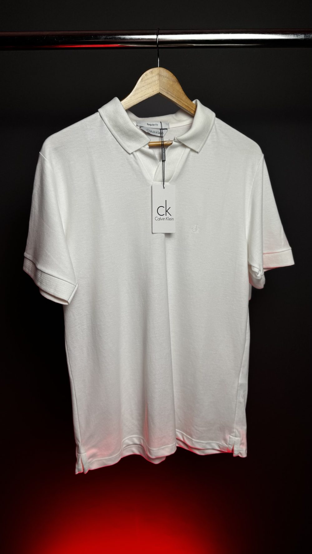 POLO PIQUET CALVIN KLEIN BRANCA - Imagem 2