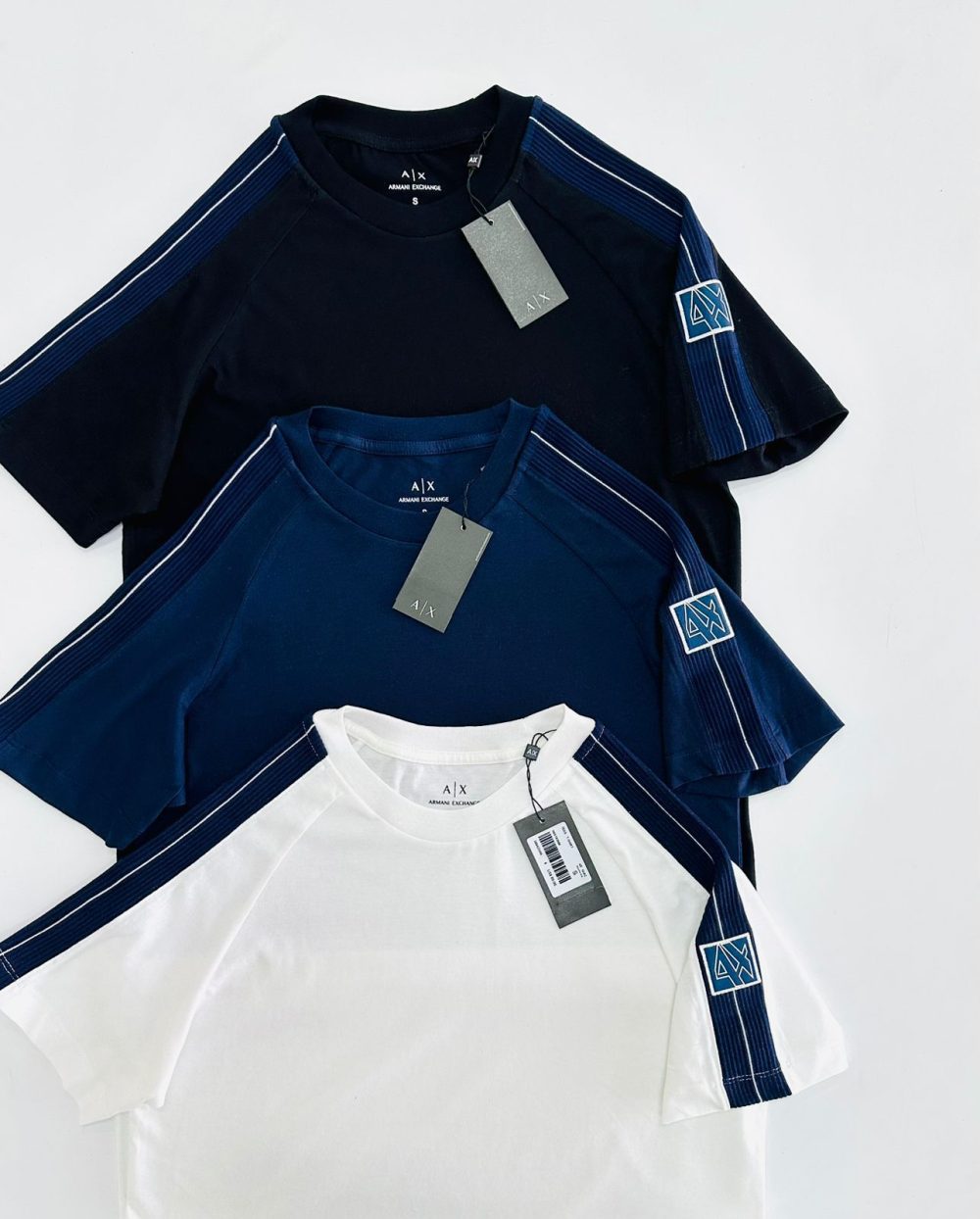 GRIFE ITALIANA ARMANI EXCHANGE BRANCA - Imagem 2